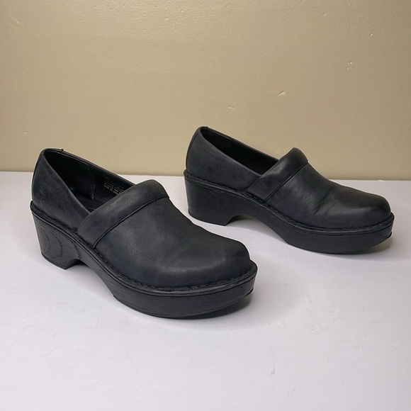 BORN Leather Crown Clogs Black Slide-On Cushioned Insoles Nurses Shoes 7.5M - Picture 15 of 16